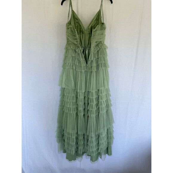 B. Darlin Prom/Formal/Bridesmaid Dress, Size 9/10 Sage Green, Tulle, Flowy - Picture 3 of 13